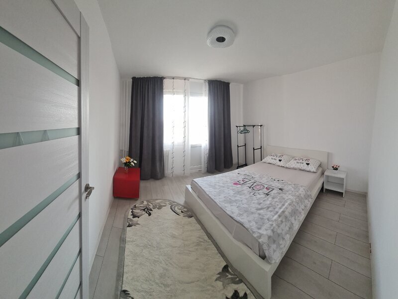 1 Decembrie 1918 Metrou, apartament 2 camere de vanzare.