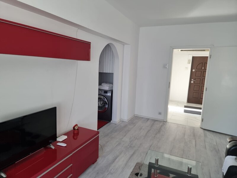 1 Decembrie 1918 Metrou, apartament 2 camere de vanzare.